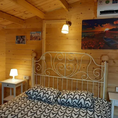 Cyprus Glamping Park Agios Theodoros