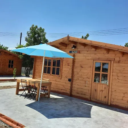 Cyprus Glamping Park * Agios Theodoros