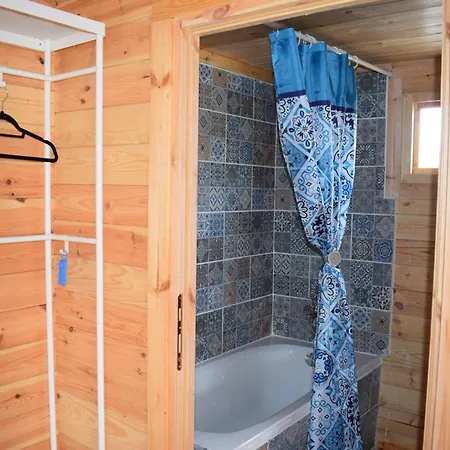 Cyprus Glamping Park Κάμπινγκ *