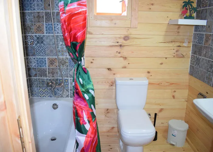 Cyprus Glamping Park * Agios Theodoros